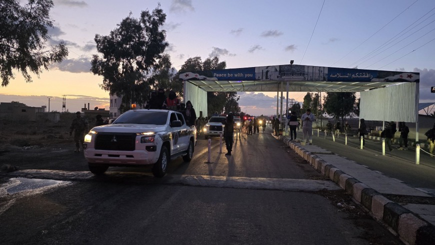 توتر أمني في بصرى الشام وفرض حظر تجول بعد مقتل شاب بإطلاق نار مباشر