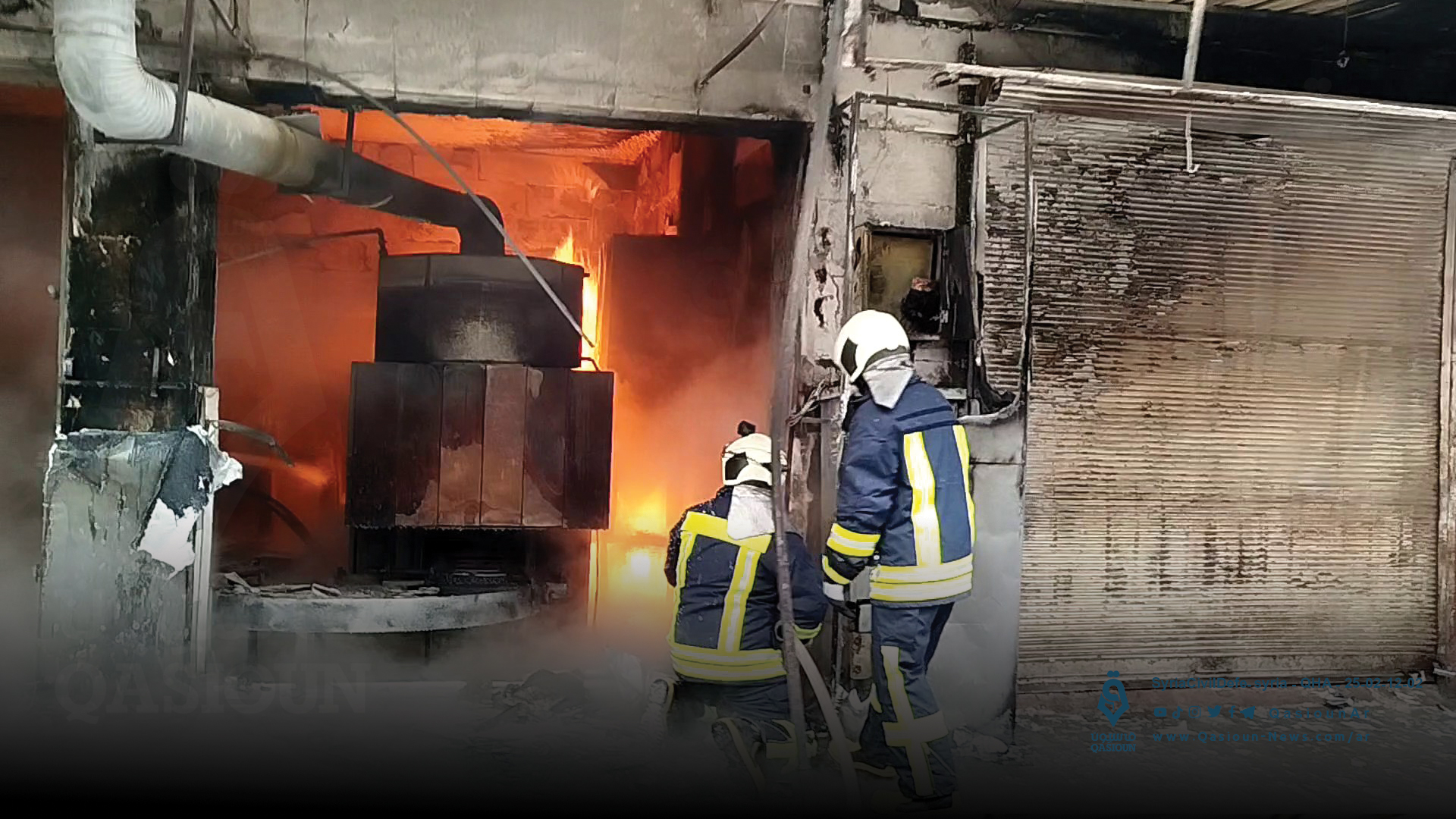 فرق الدفاع المدني تسيطر على حريق قرب كازية الشرطة بالرقة