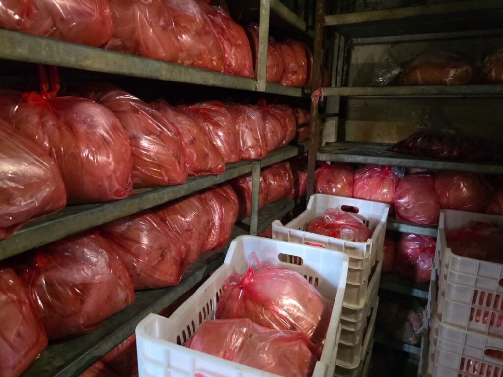 حماة تشهد ضبط كمية كبيرة من الفروج المحتكرة