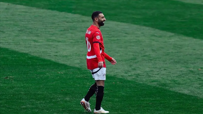 محمد صلاح يودع ليفربول بنهاية الموسم بعد تسع سنوات من التألق