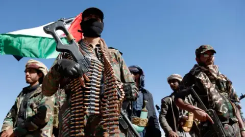 الحوثيون في اليمن: إيران نفذت تهديداتها بالكامل وسترد بقوة على العدوان الأمريكي الإسرائيلي