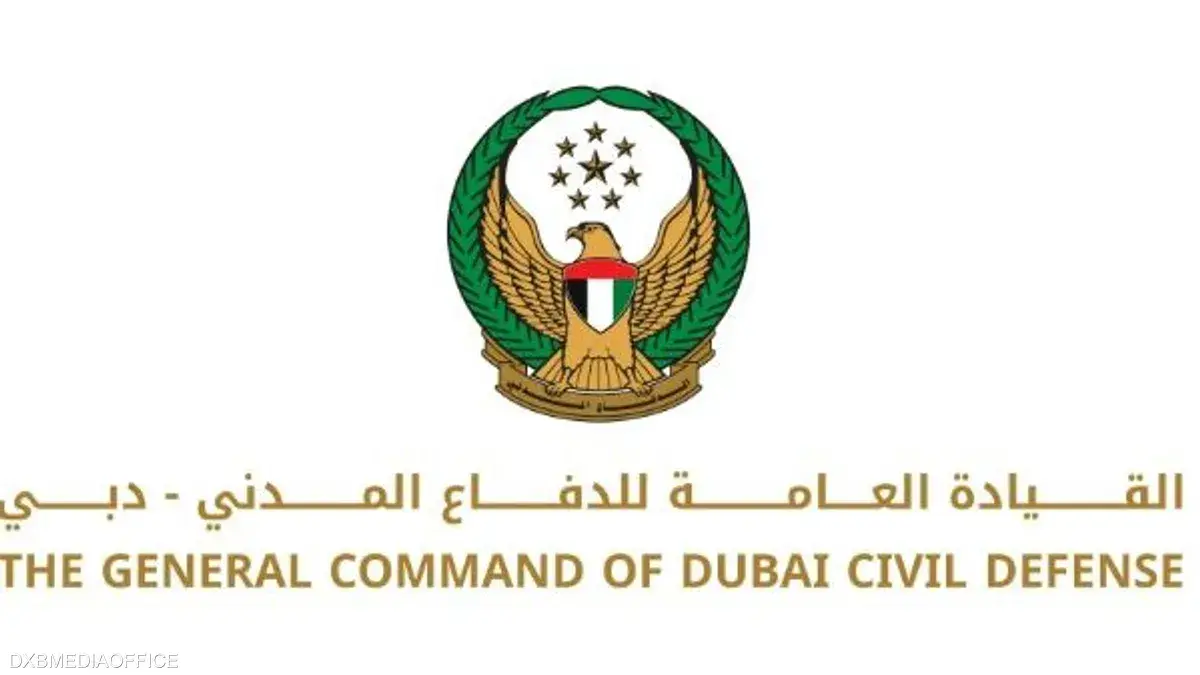 فرق الدفاع المدني تسيطر على حريق في نخلة جميرا