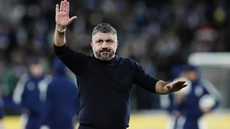 إقالة جينارو غاتوزو من تدريب منتخب إيطاليا بعد فشل التأهل للمونديال