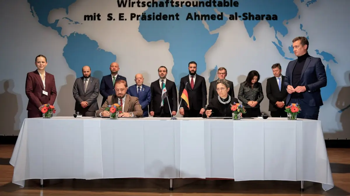 سوريا وألمانيا توقعان اتفاقية تعاون في مجال النقل الجوي بحضور الرئيس أحمد الشرع في برلين