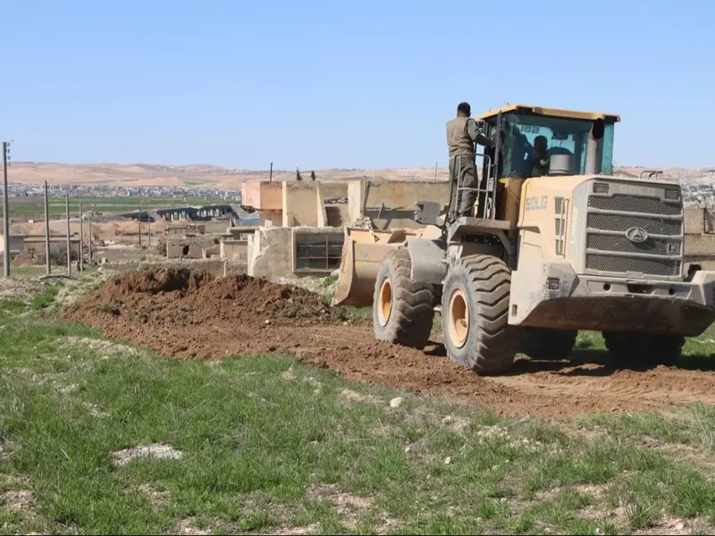 بدء أعمال خدمية في ناحية الشيوخ بريف حلب تمهيداً لعودة الأهالي