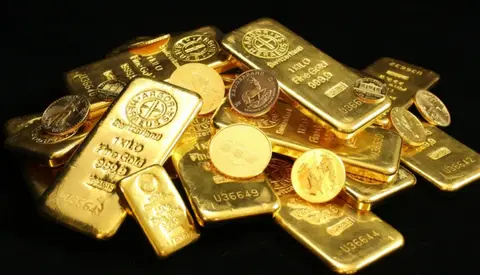 تراجع أسعار الذهب 5% إلى 4285 دولاراً للأونصة وسط تصاعد التوترات في الشرق الأوسط