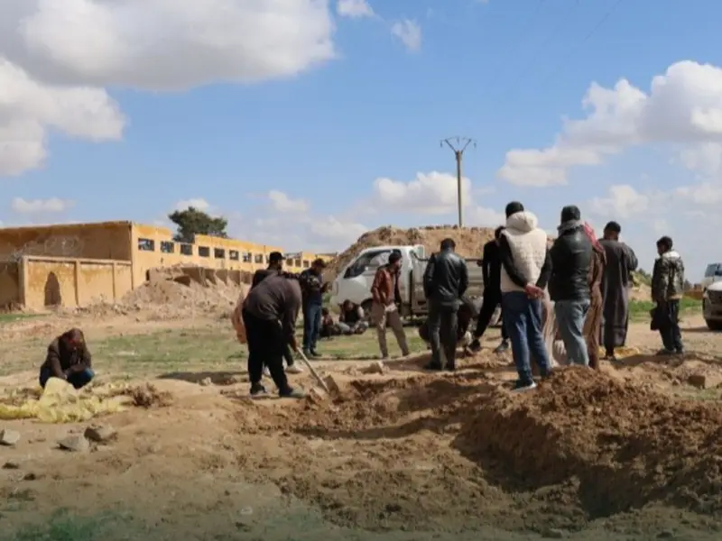 العثور على مقبرة جماعية في الشدادي تضم 37 جثة حتى الآن