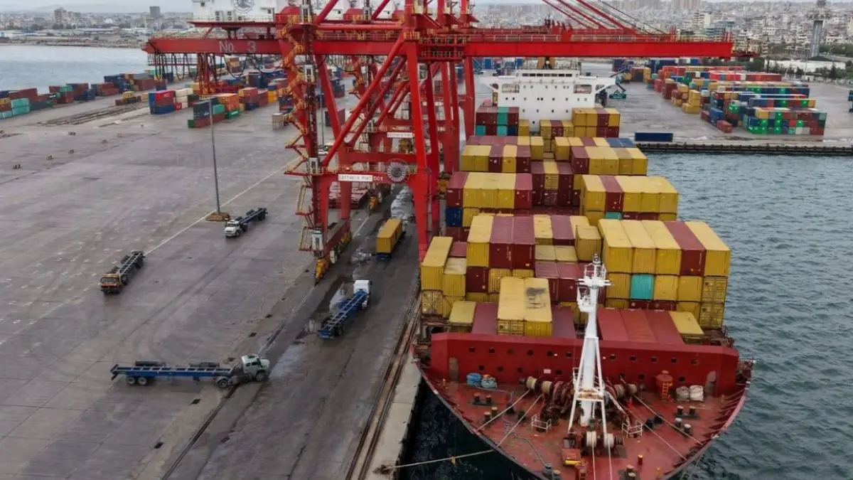 وزارة المالية السورية تفرض سلفة ضريبية جديدة على المستوردين وسط نقاشات حادة