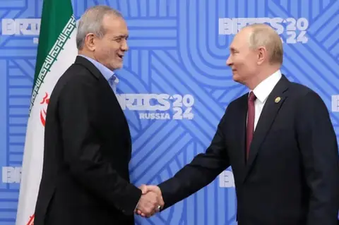 روسيا توسع دعمها العسكري والاستخباراتي لإيران منذ بداية الحرب