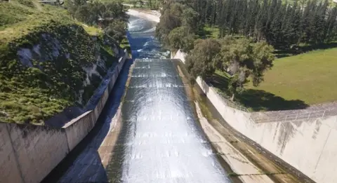 تحسن ملحوظ في مخزون المياه بسد الرستن بين حمص وحماة