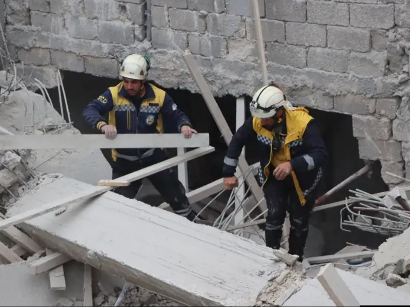 إصابة امرأة جراء انهيار مبنى تحت الإنشاء في حي الشيخ مقصود بحلب