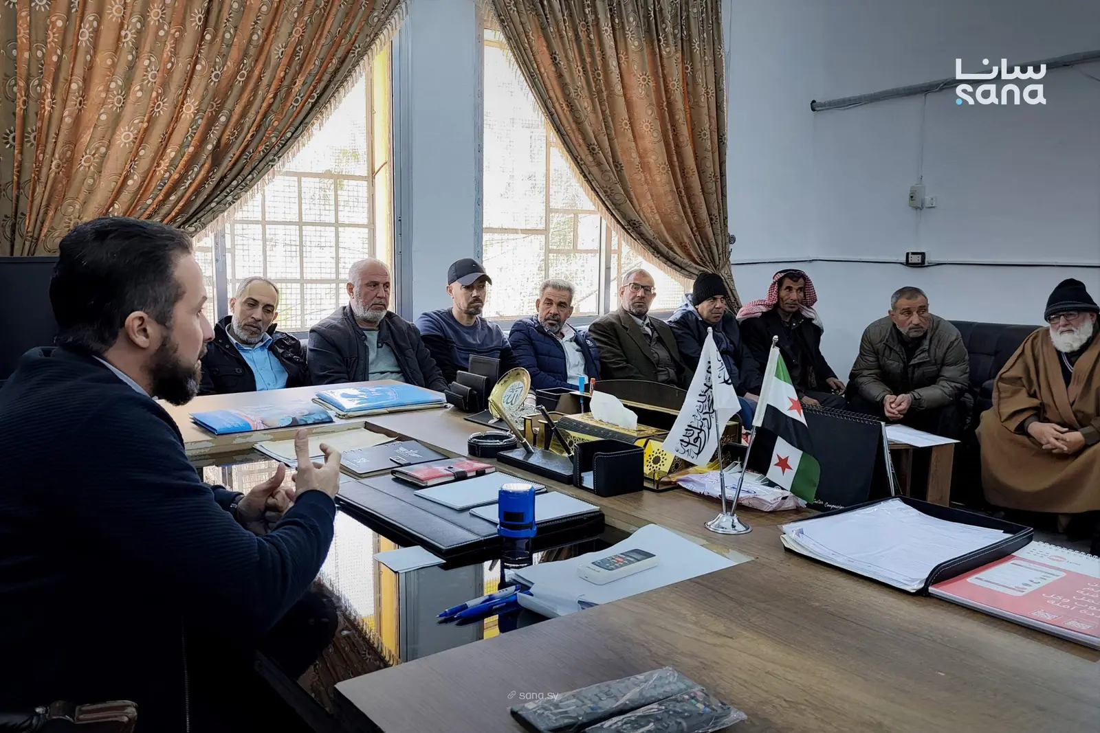 لجان في دير الزور تجري مقابلات مع المفصولين من وزارة الإدارة المحلية لاستعادتهم للعمل