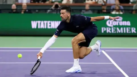 نوفاك ديوكوفيتش ينسحب من بطولة مونت كارلو المفتوحة بسبب إصابة في الكتف