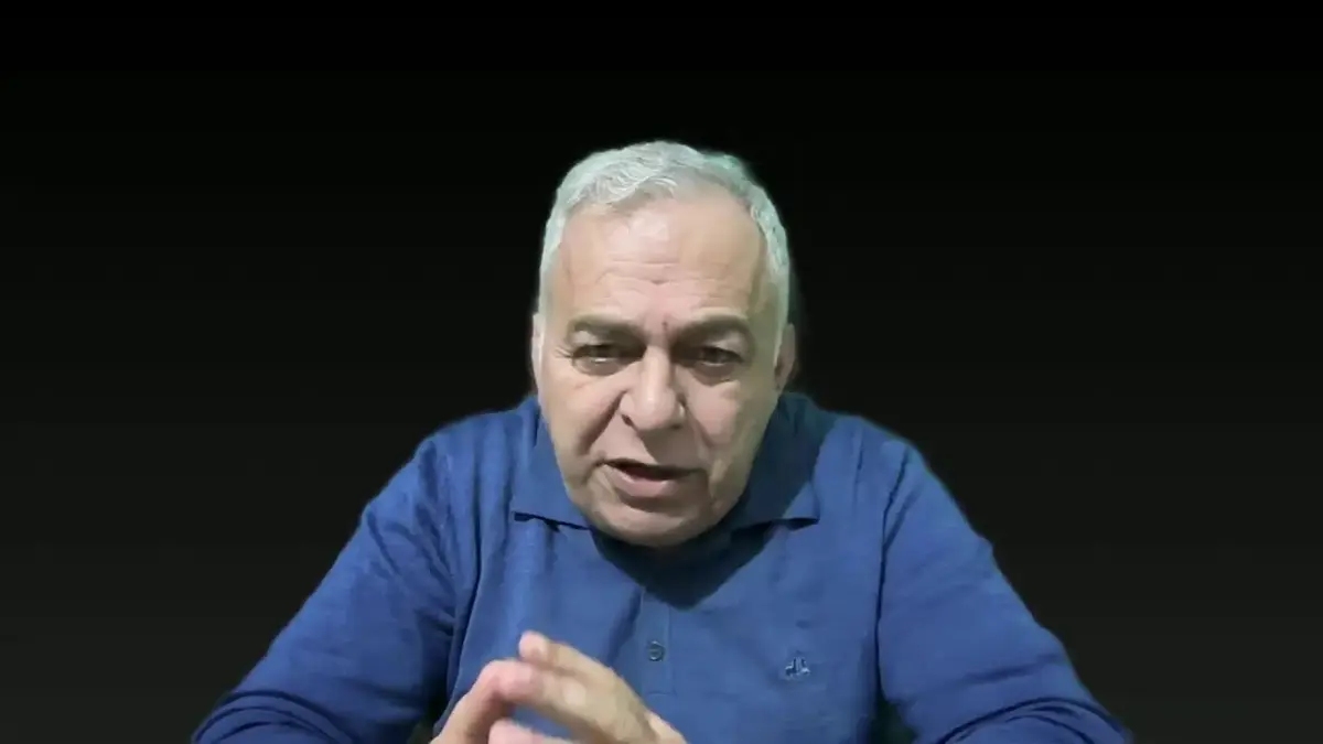 «أبو سلمان يعترف: أنا ابن الخراب!.. مشعل العدوي يسخر من صناعة الضجيج في خطاب «القائد الفذ»»