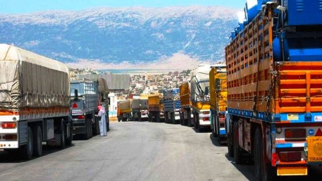 اعتراضات واسعة على اتفاق نقل البضائع بين سوريا والأردن بسبب إلغاء المناقلة الحدودية
